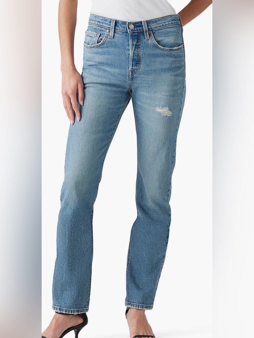 NWT Levi's Light Blue 501 Original Straight-Leg Jeans with Subtle Distress